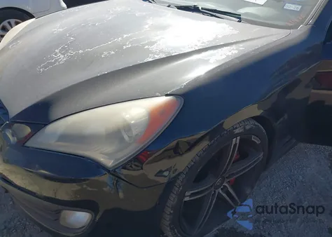 2010 Hyundai Genesis 3.8 Track z USA, uszkodzony, nr VIN KMHHU6KH1AU027856